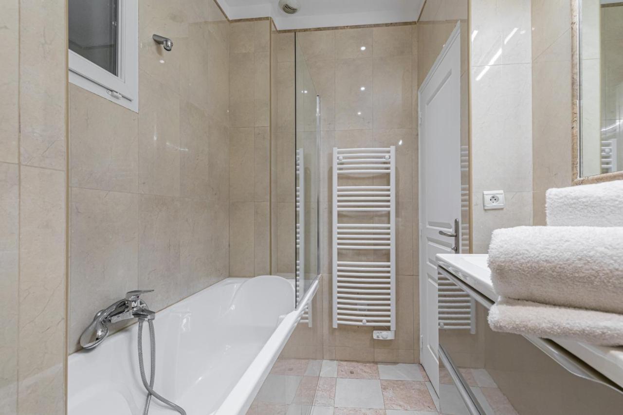 Smartbnb - Place Massena - 2p - Lumineux - Climatise Appartement